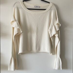 ZARA Knit| Ruffle long Sleeve Sweatshirt| Cream/Ivory| size Small| Relaxed| EUC
